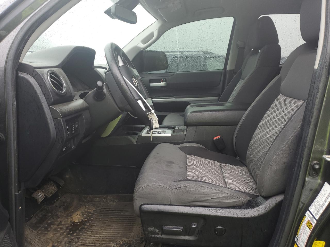 2020 Toyota Tundra - Image 7