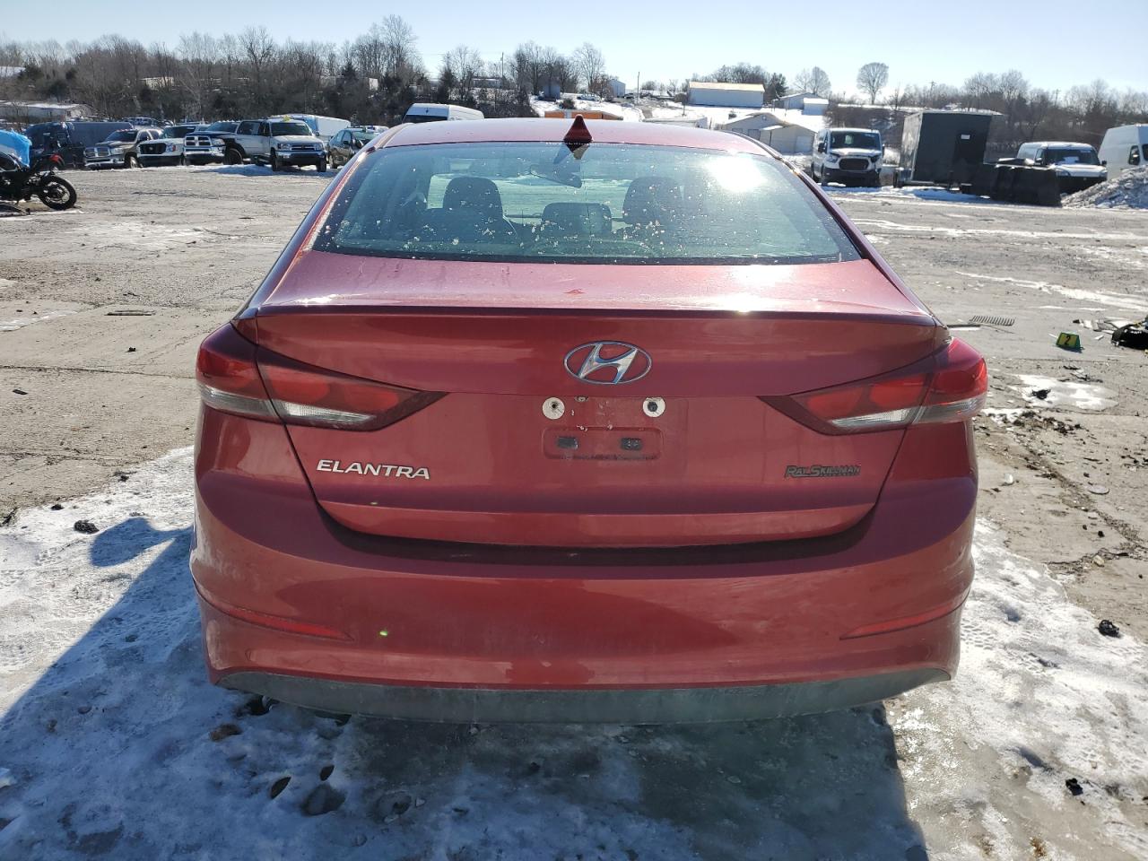 2018 Hyundai Elantra - Image 6