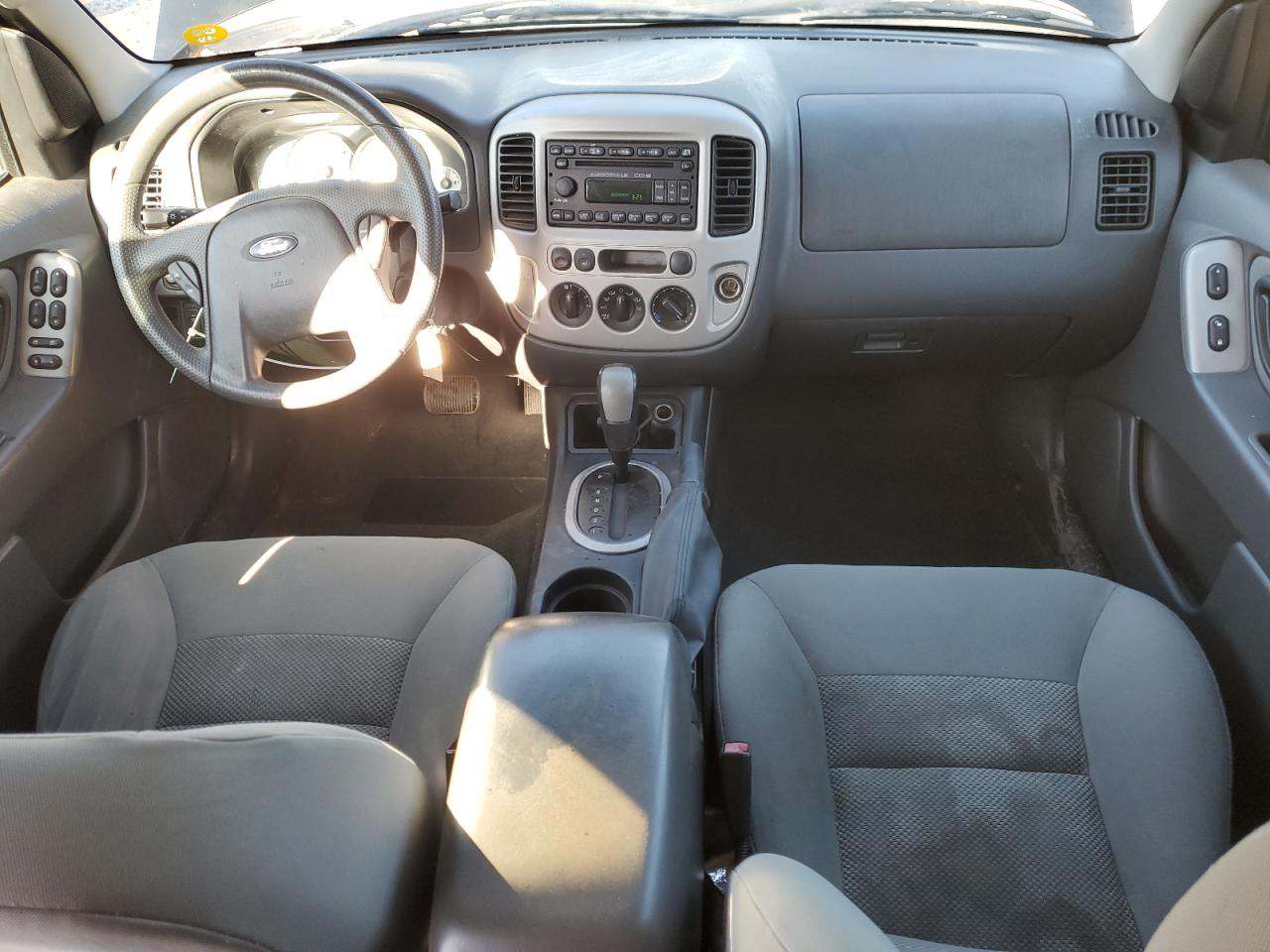 2007 Ford Escape - Image 8