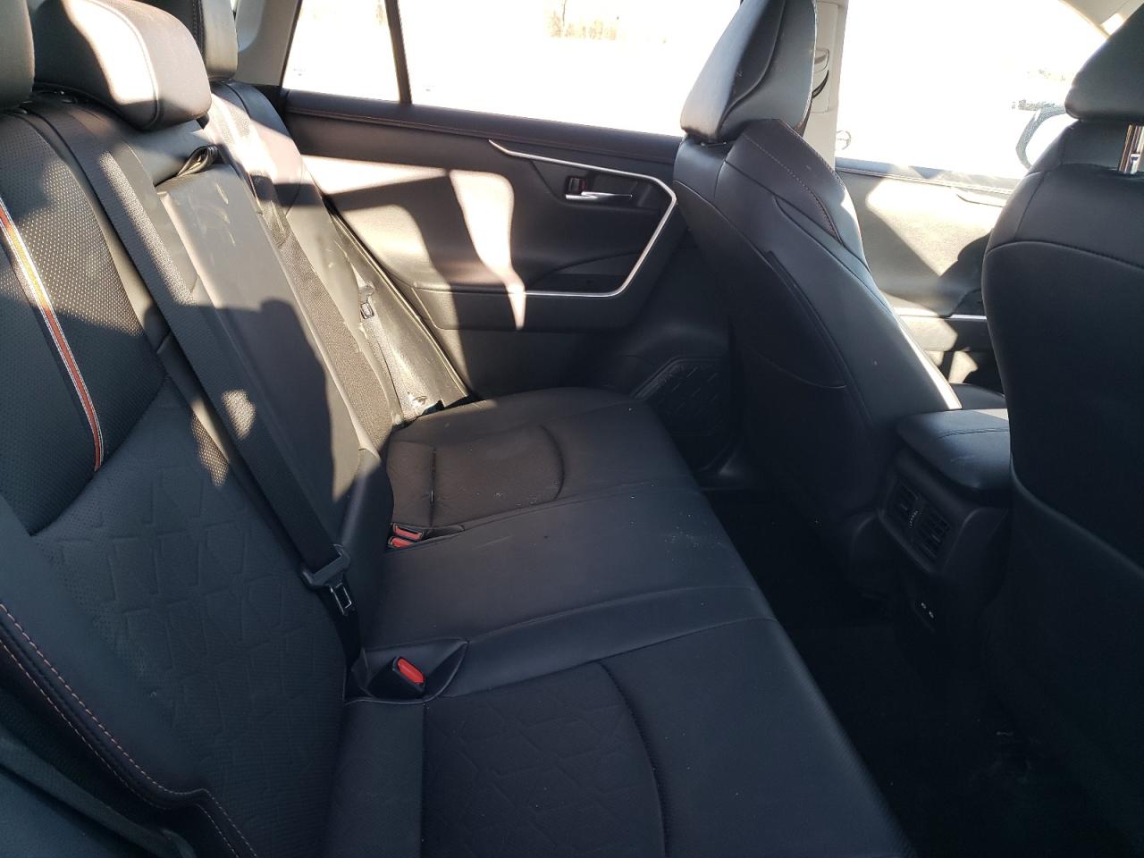 2021 Toyota RAV 4 - Image 11