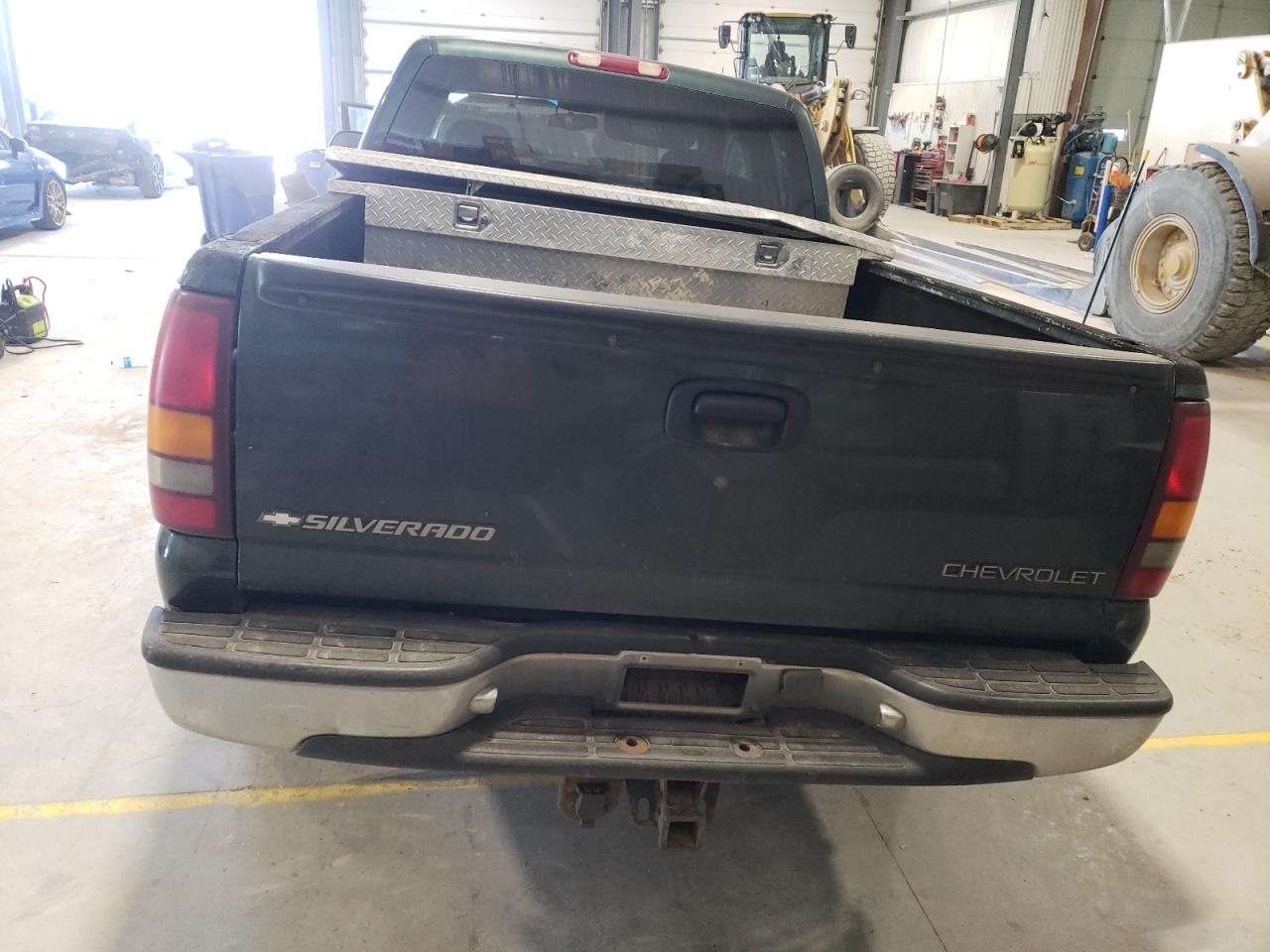 2002 Chevrolet Silverado - Image 6
