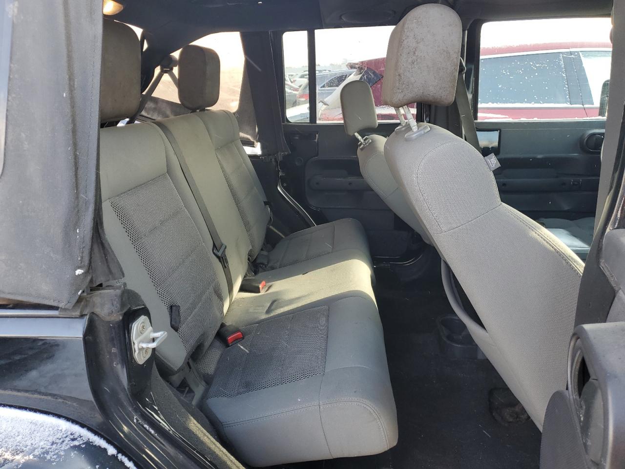 2009 Jeep Wrangler - Image 11