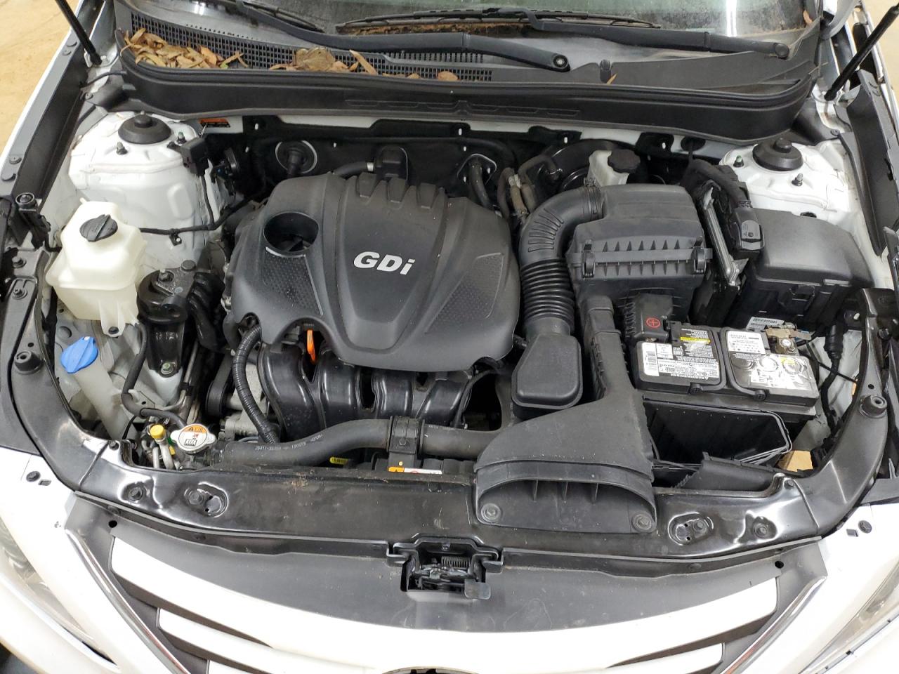 2014 Hyundai Sonata - Image 13