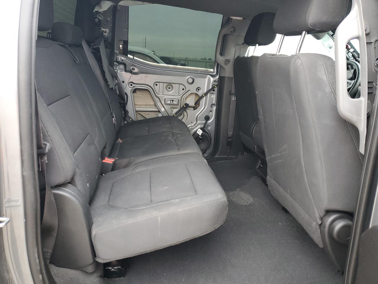 2021 Chevrolet Silverado - Image 10