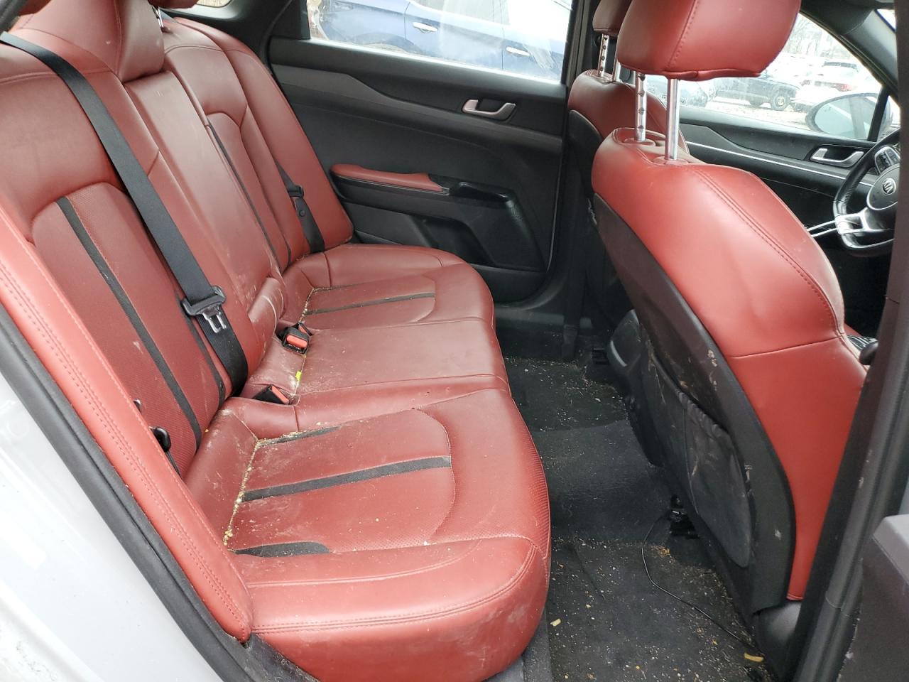 2021 Kia K5 - Image 10