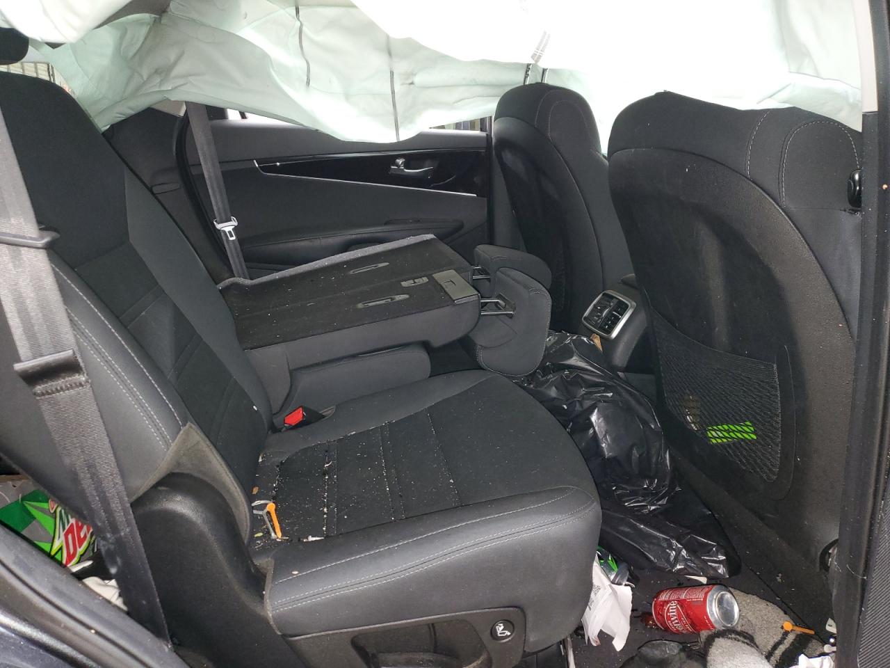 2020 Kia Sorento - Image 10