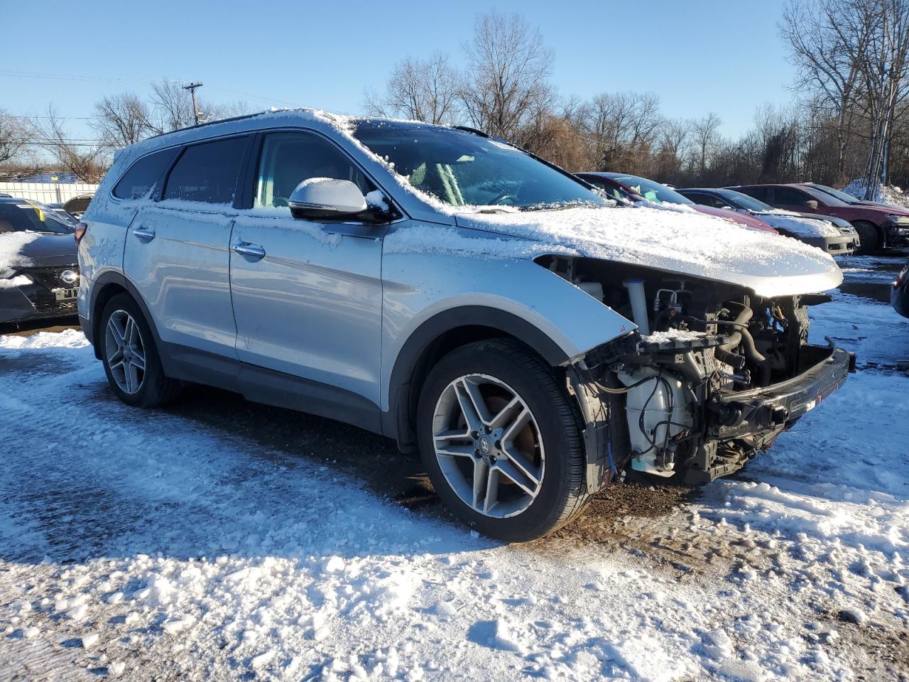 2017 Hyundai Santa Fe - Image 4