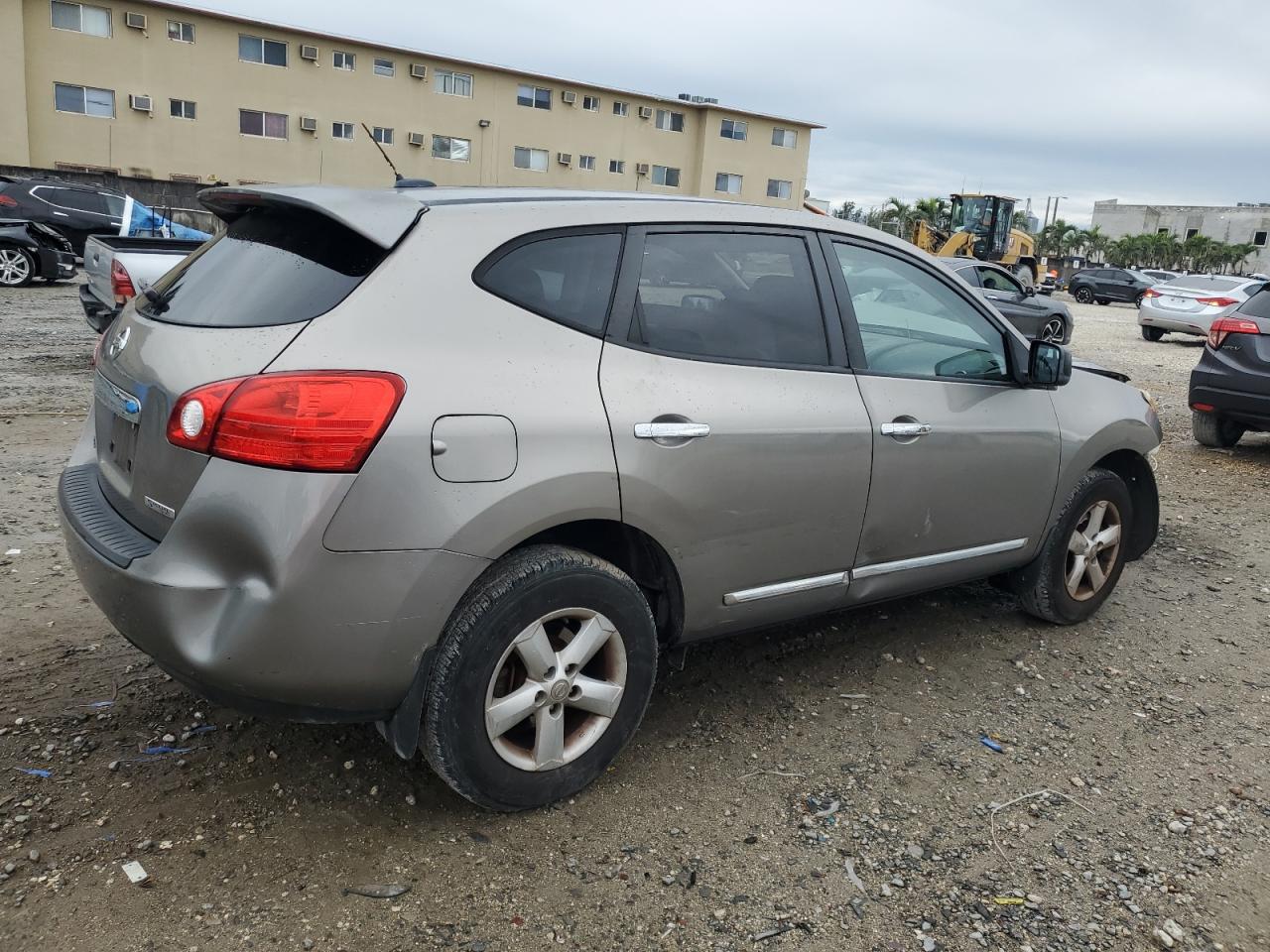 2012 Nissan Rogue - Image 3