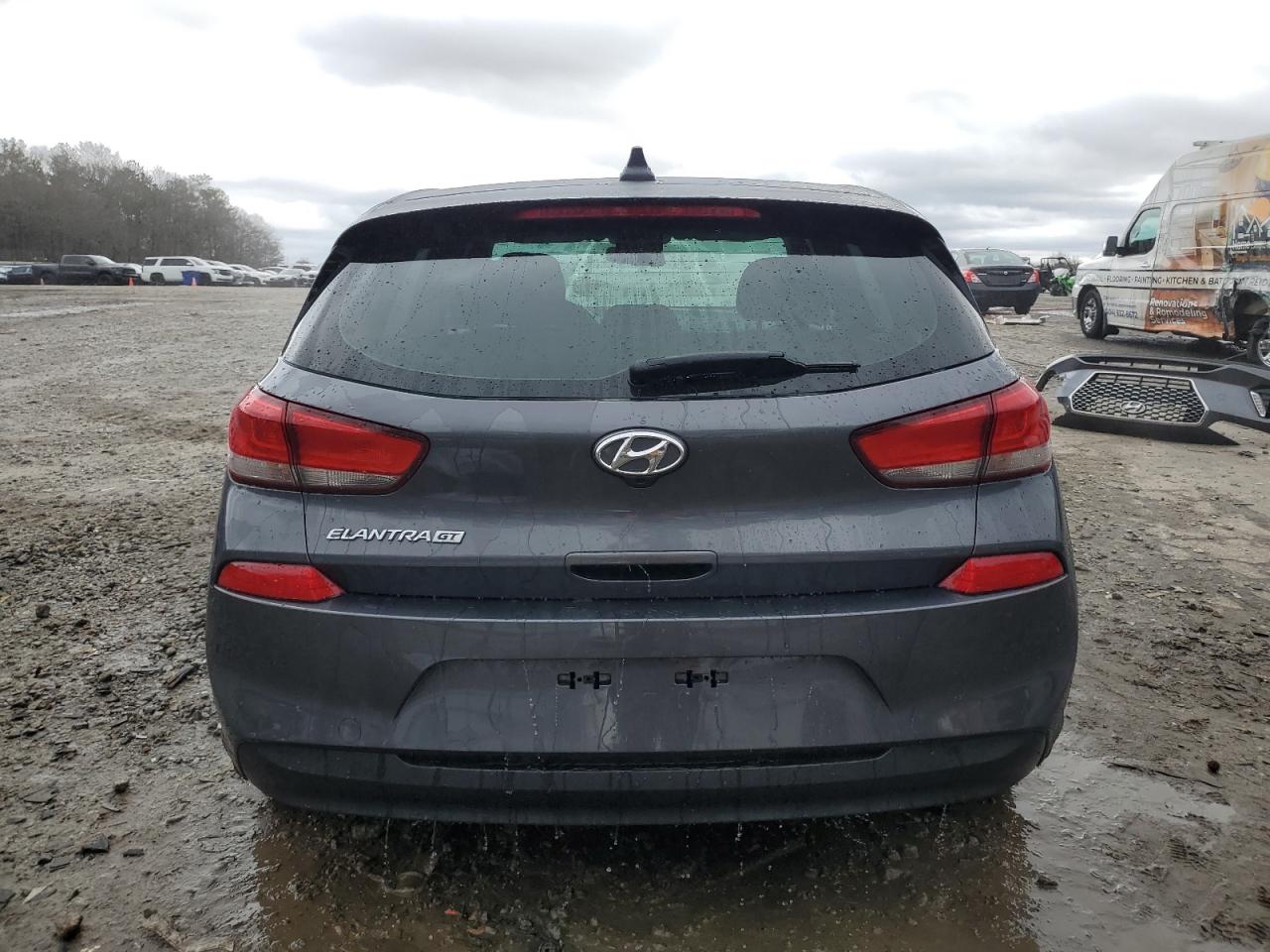 2018 Hyundai Elantra - Image 6