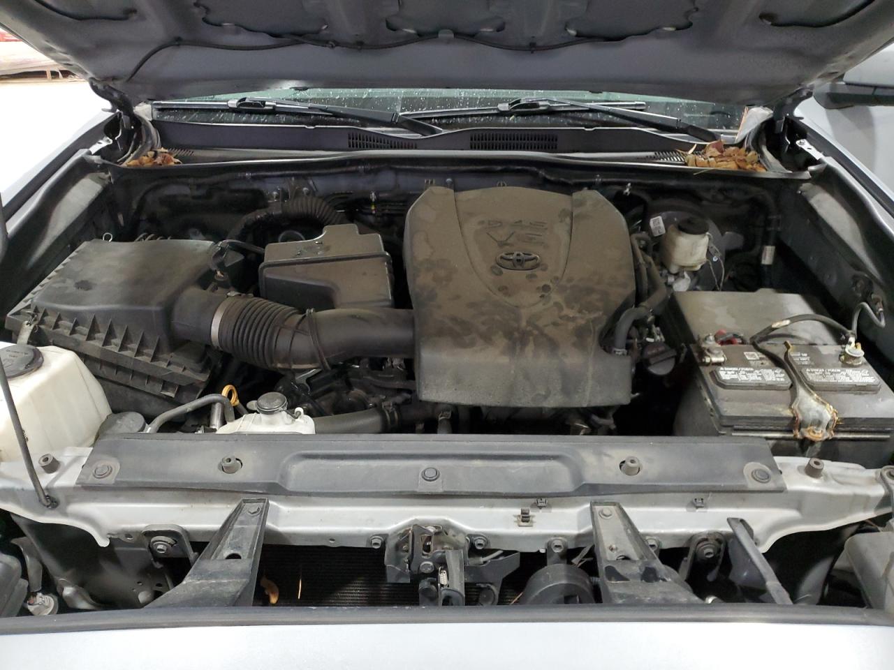 2021 Toyota Tacoma - Image 11