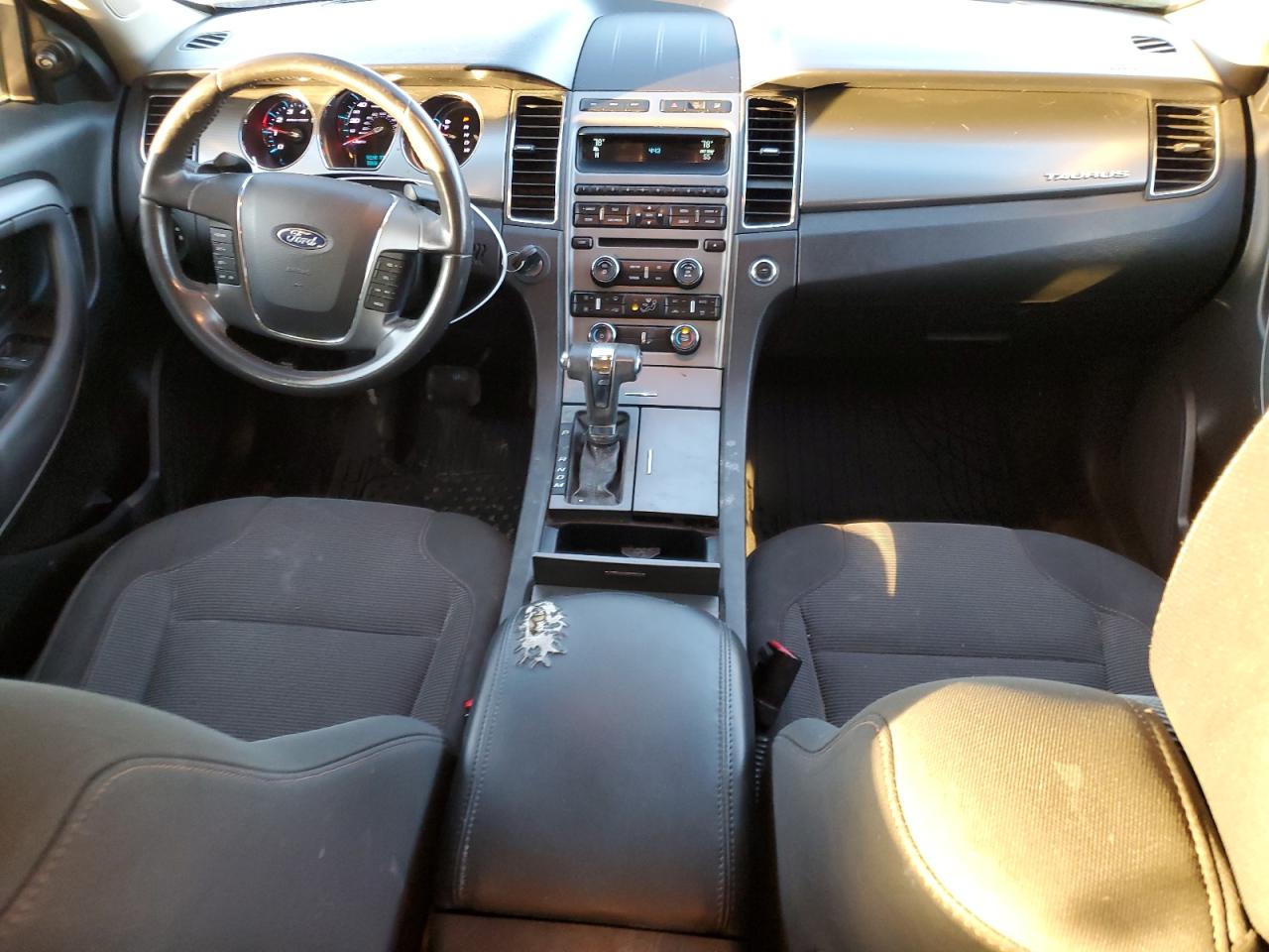 2011 Ford Taurus - Image 8