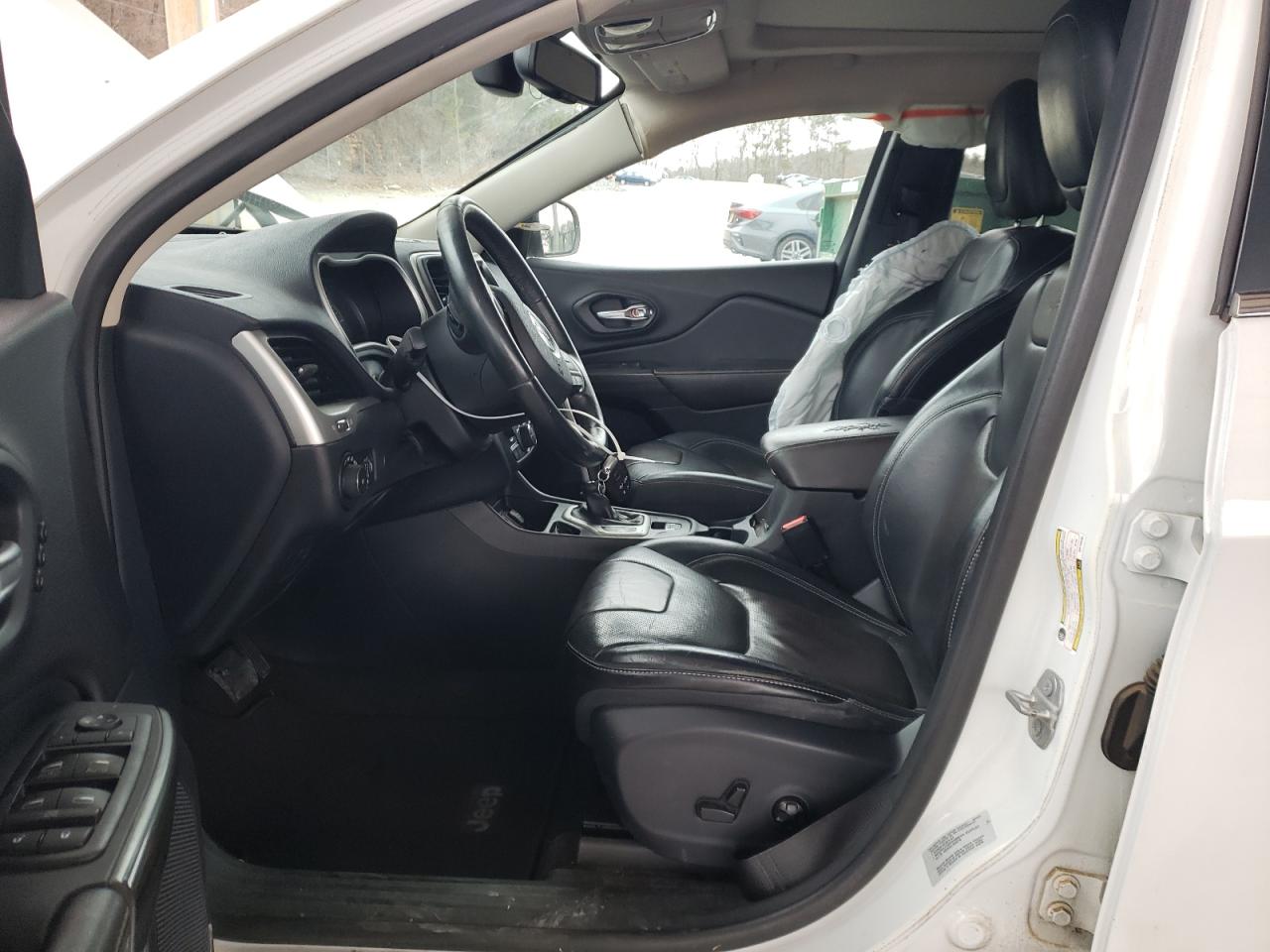 2016 Jeep Grand Cherokee - Image 7