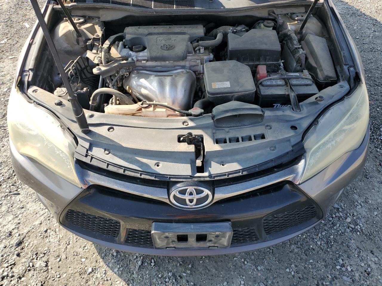 2016 Toyota Camry - Image 13
