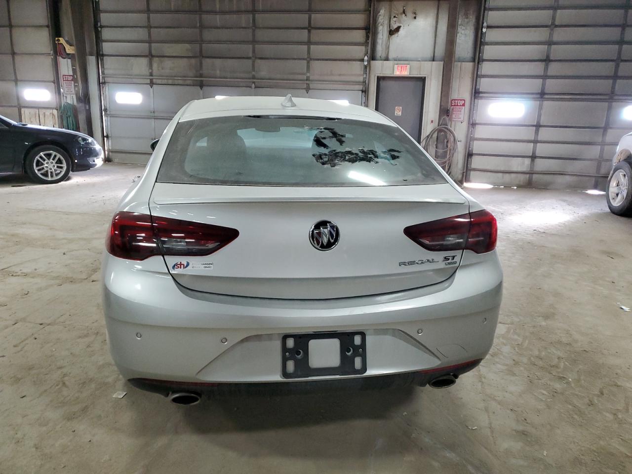 2020 Buick Regal - Image 6