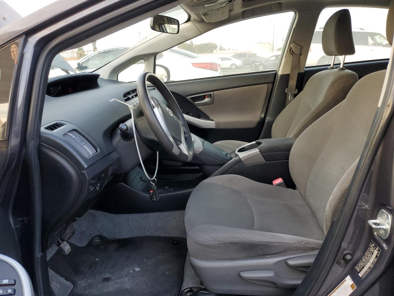 2012 Toyota Prius - Image 7