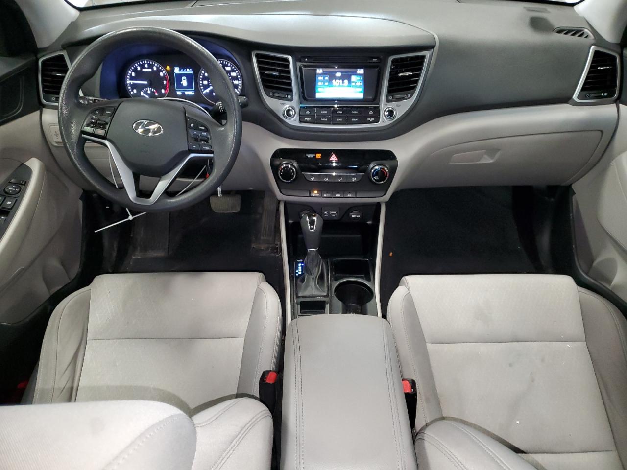 2016 Hyundai Tucson - Image 8