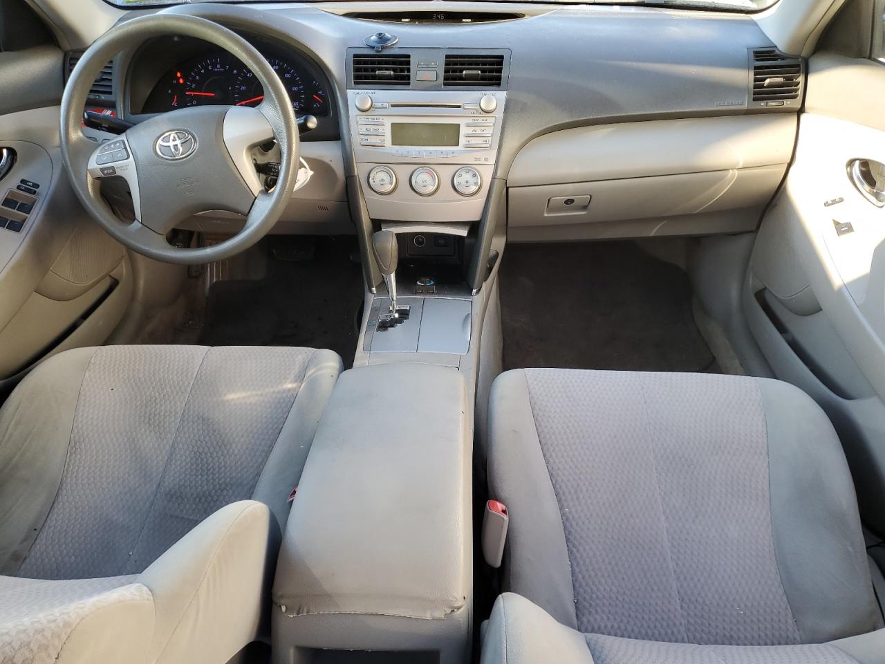 2010 Toyota Camry - Image 8