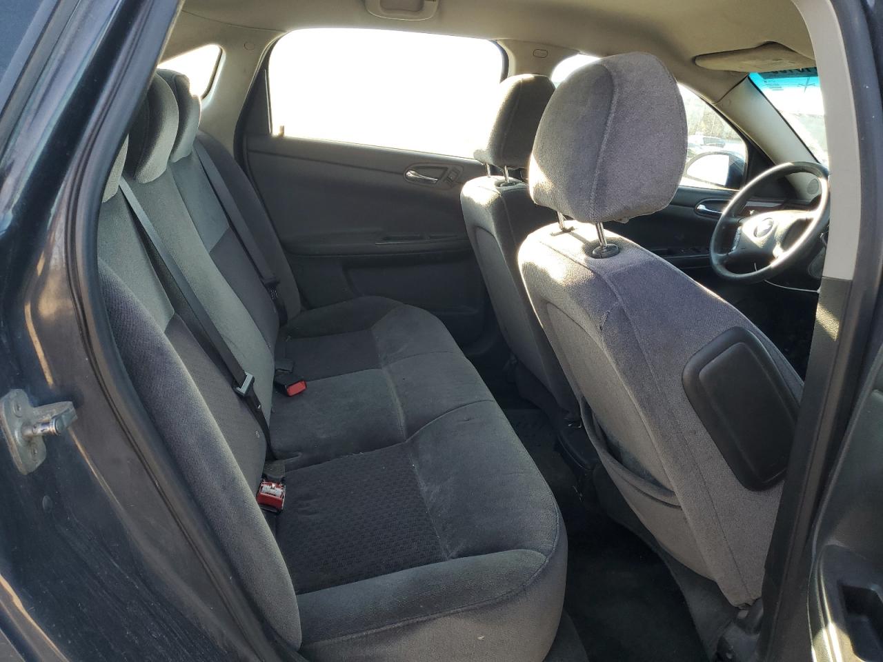 2009 Chevrolet Impala - Image 10