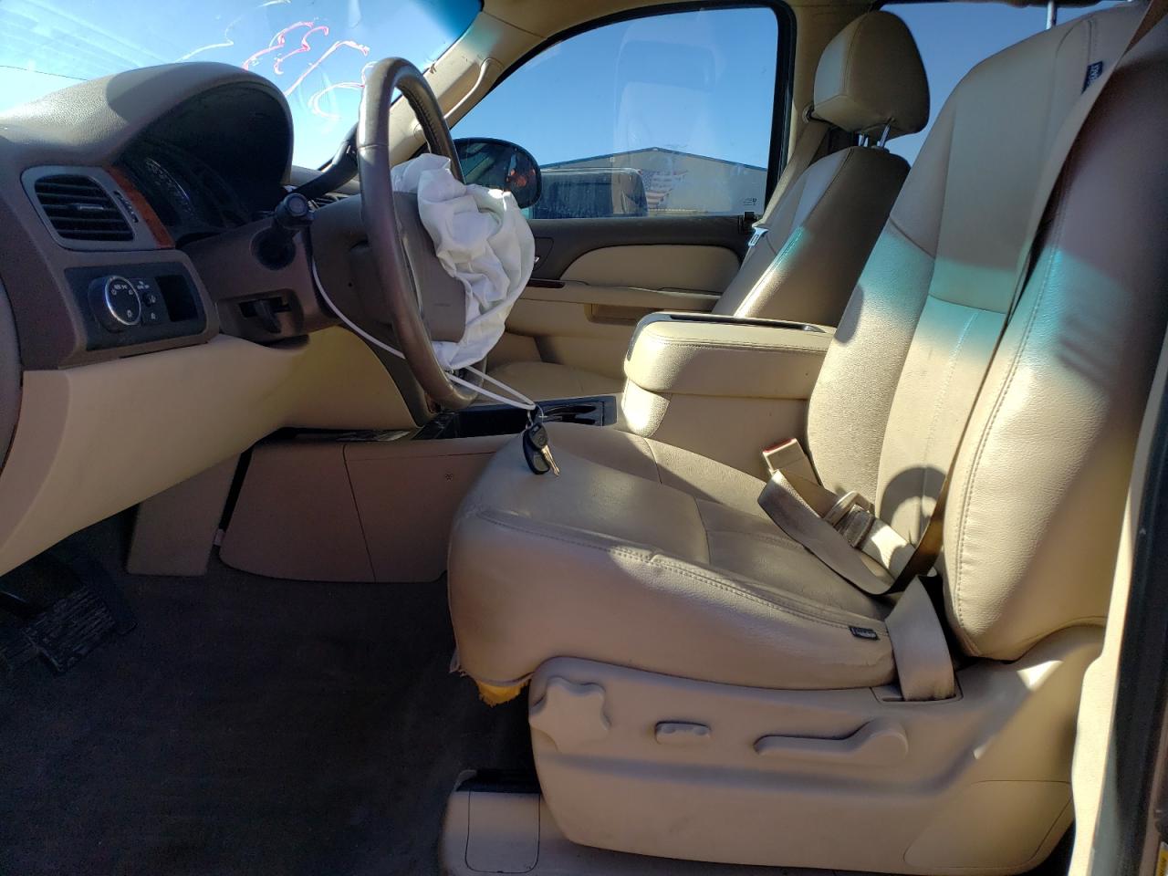 2013 Chevrolet Suburban - Image 7