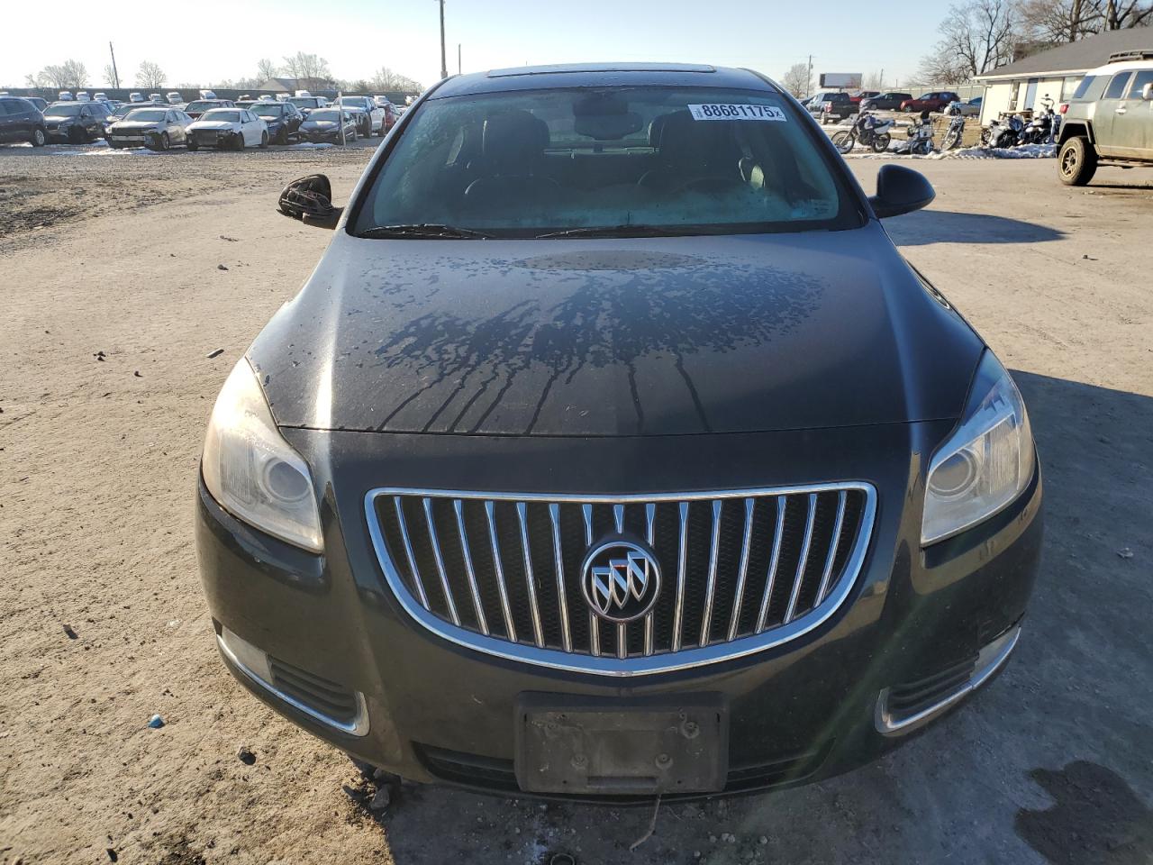 2011 Buick Regal - Image 5