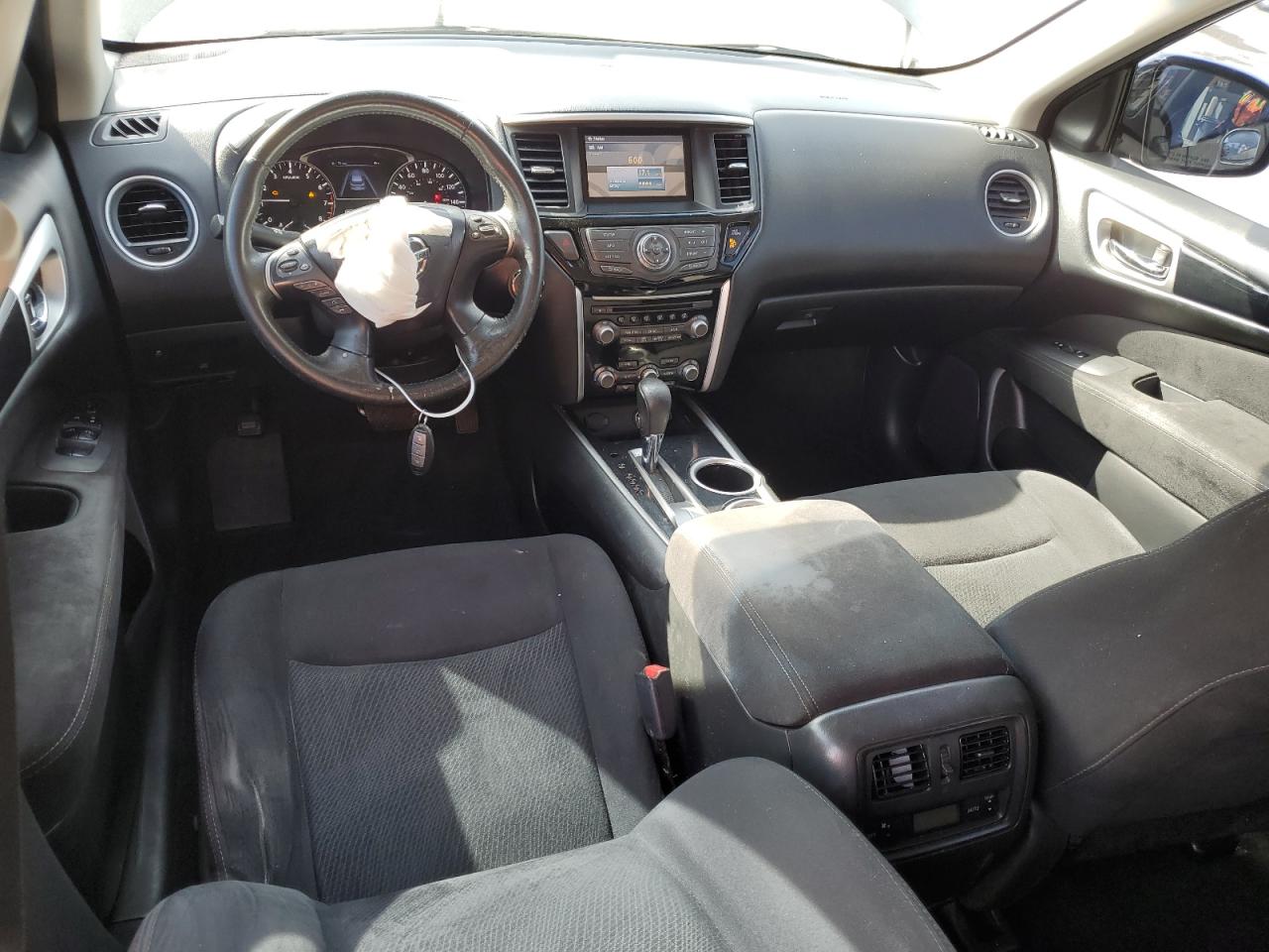 2014 Nissan Pathfinder - Image 8