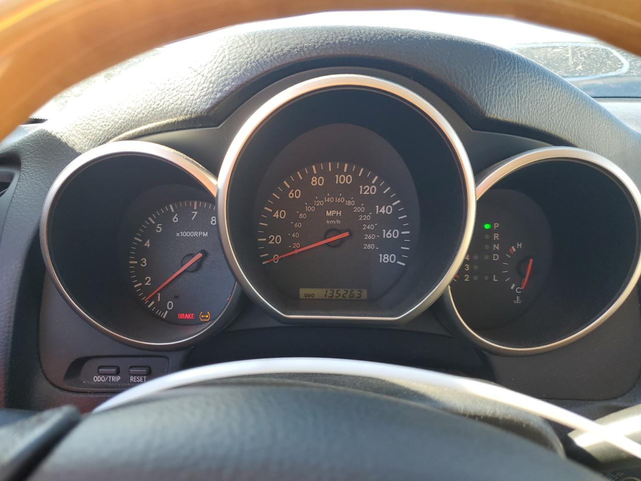 2005 Lexus SC - Image 9