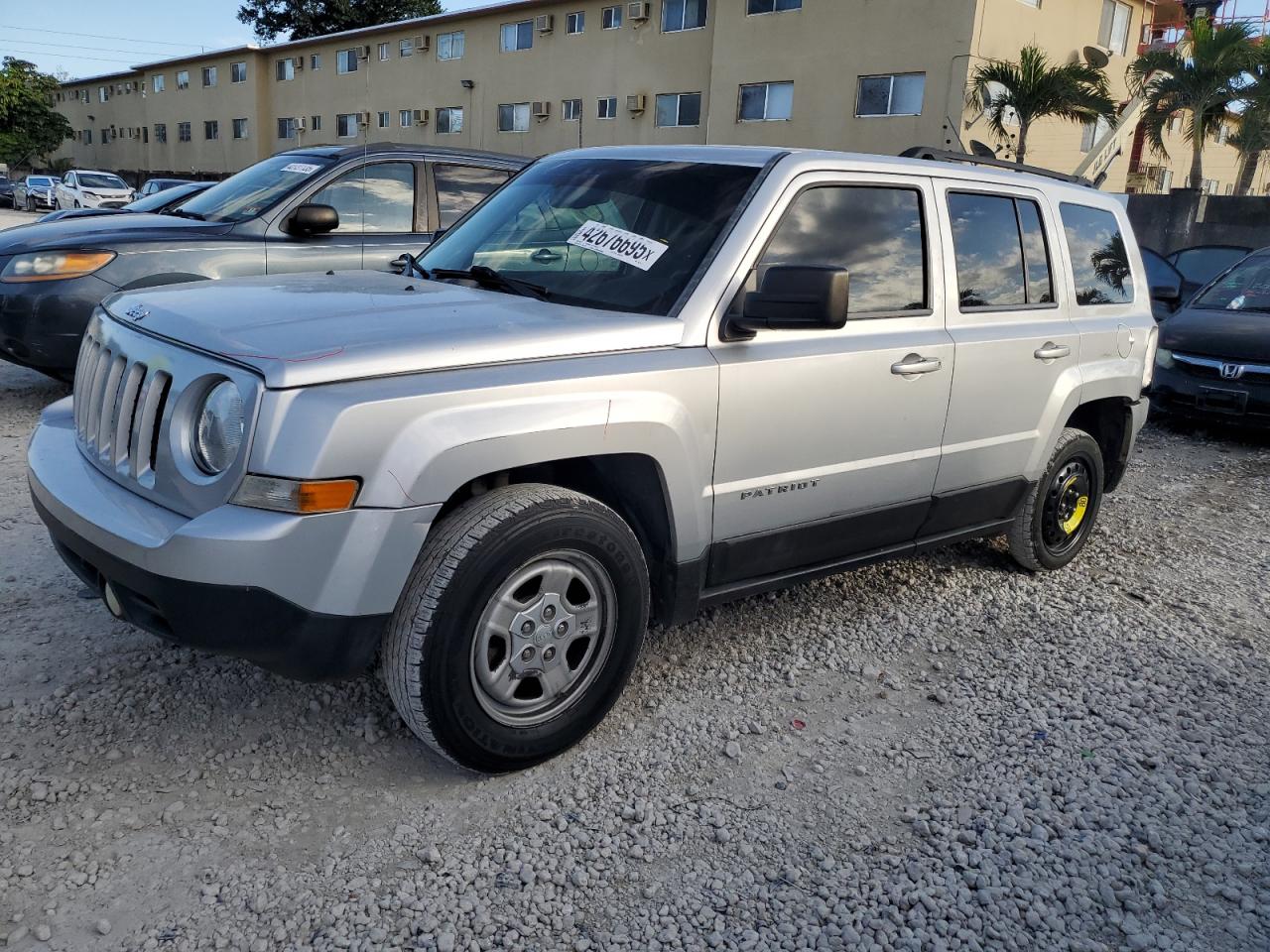 2011 Jeep Liberty (Patriot) - Image 1