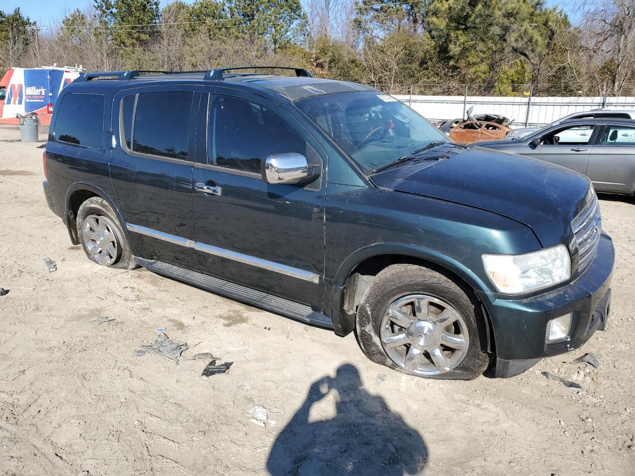 2005 Infiniti QX56 - Image 4