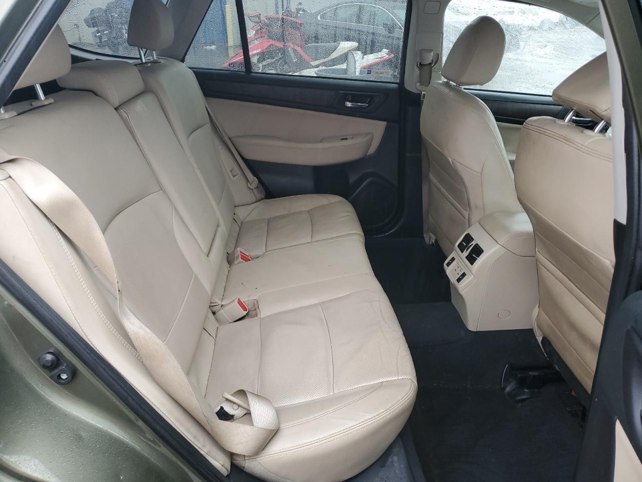 2018 Subaru Outback - Image 10