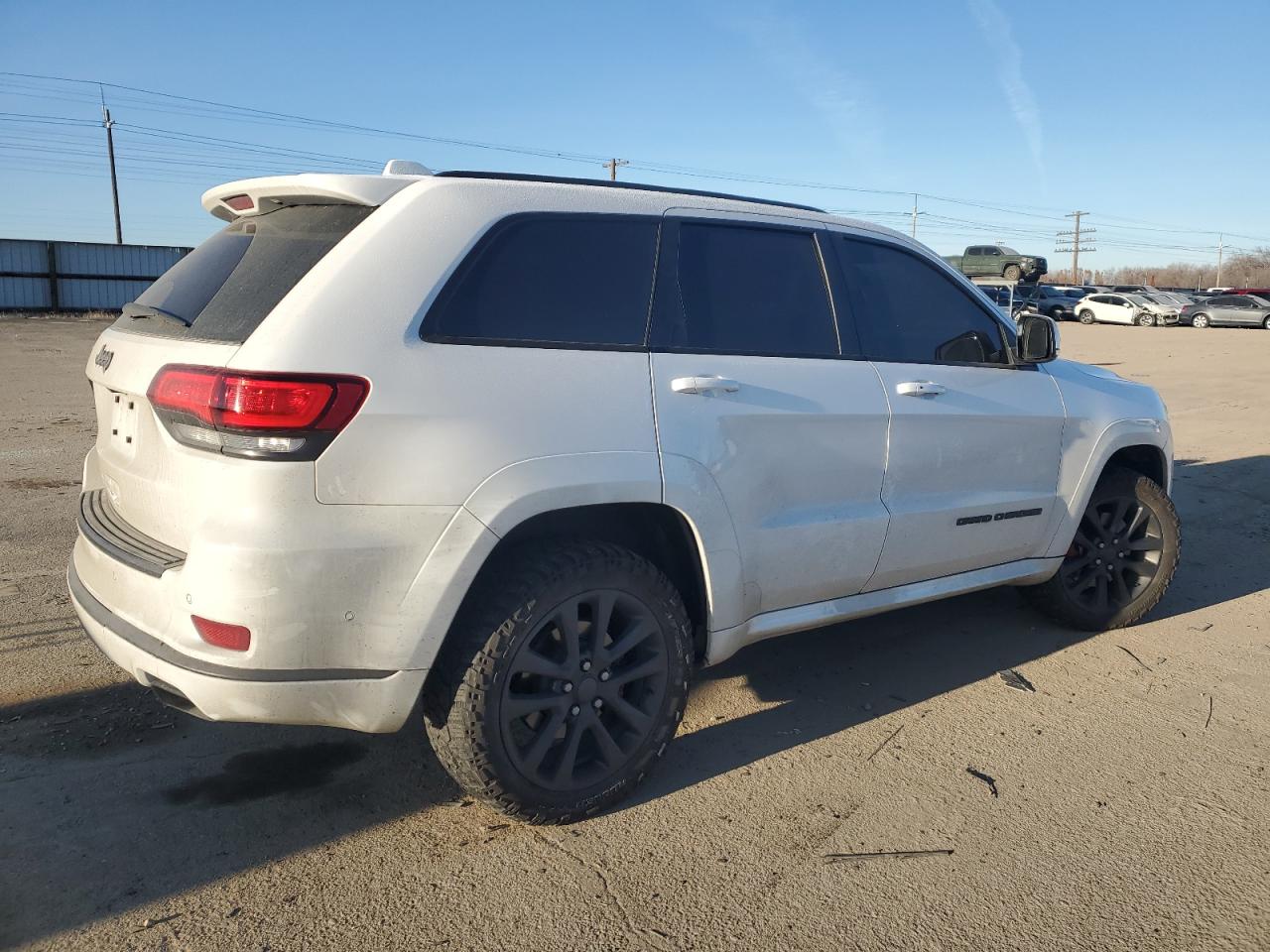 2018 Jeep Grand Cherokee - Image 3