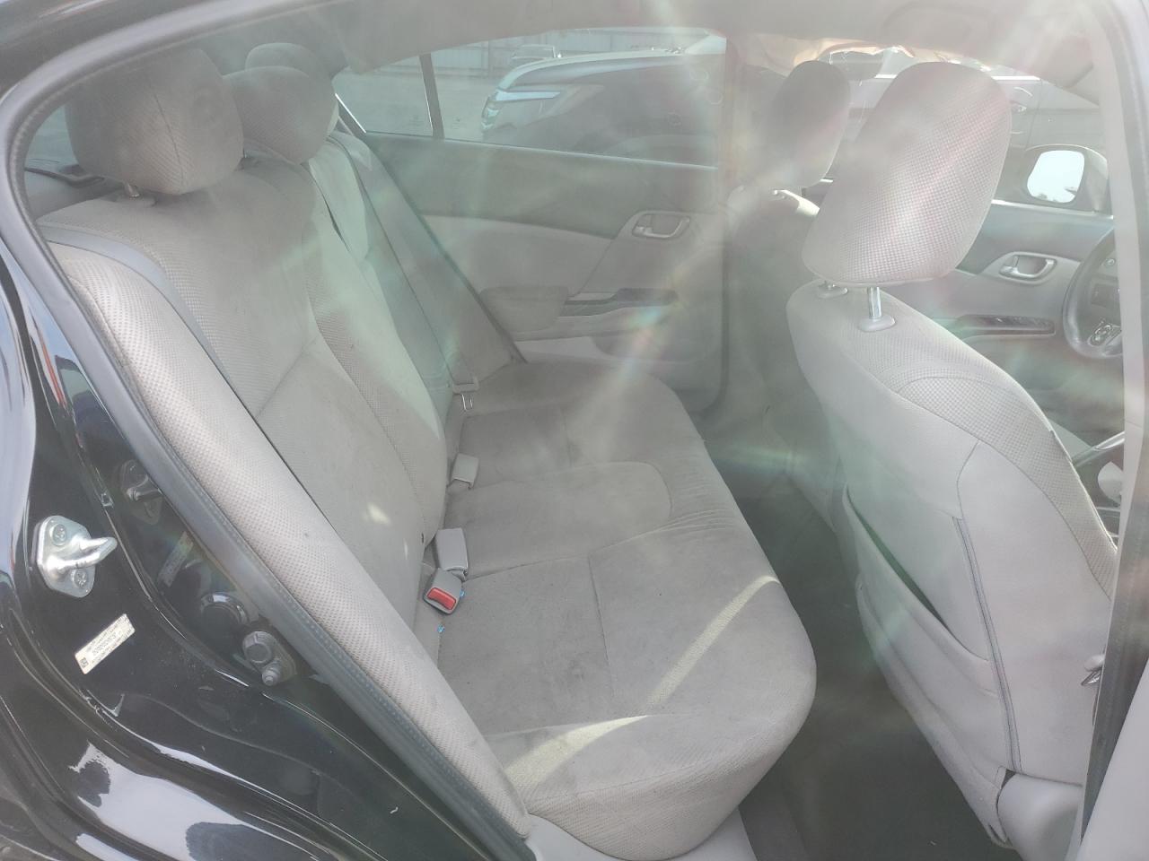 2012 Honda Civic - Image 10