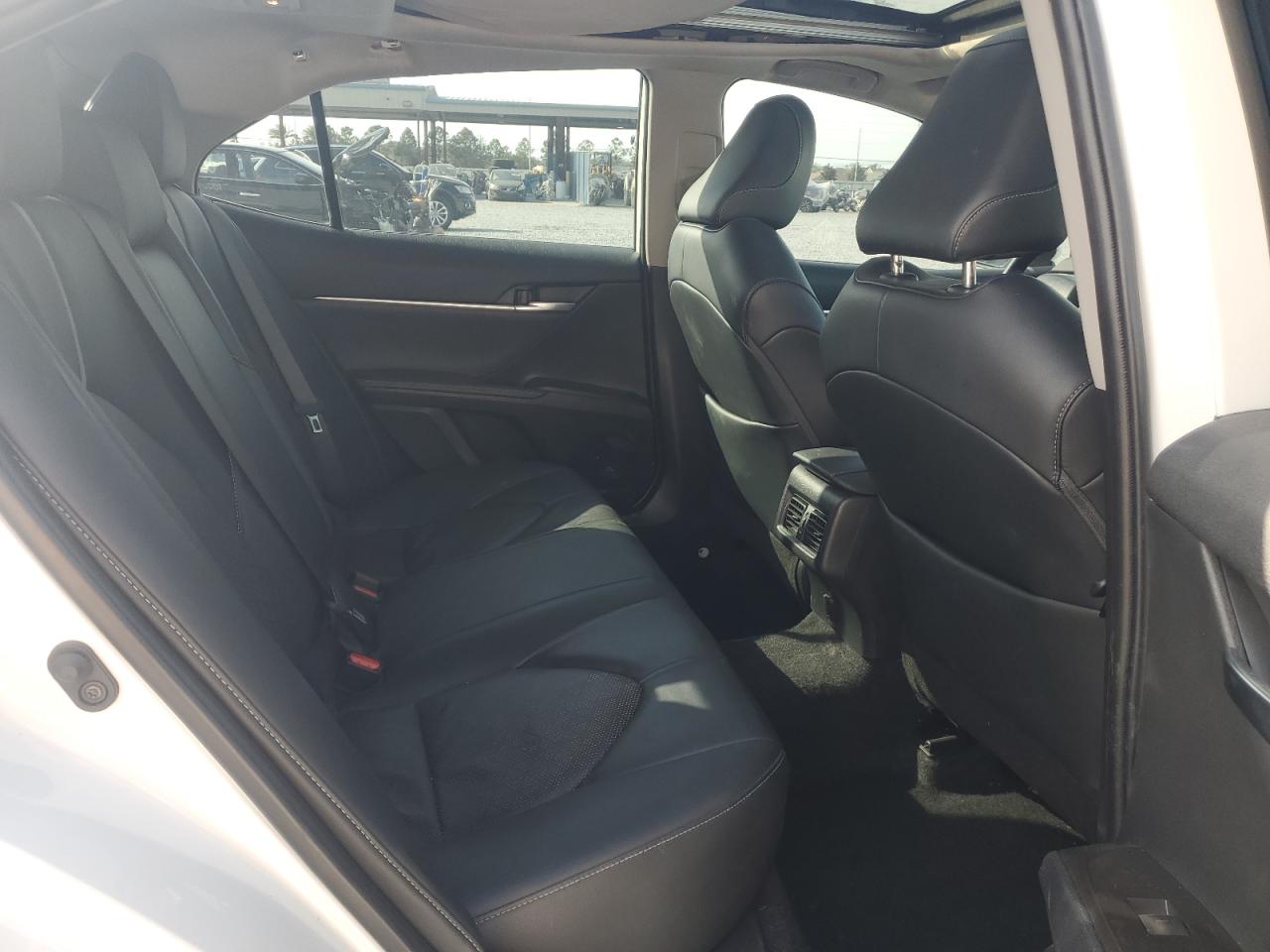 2022 Toyota Camry - Image 10