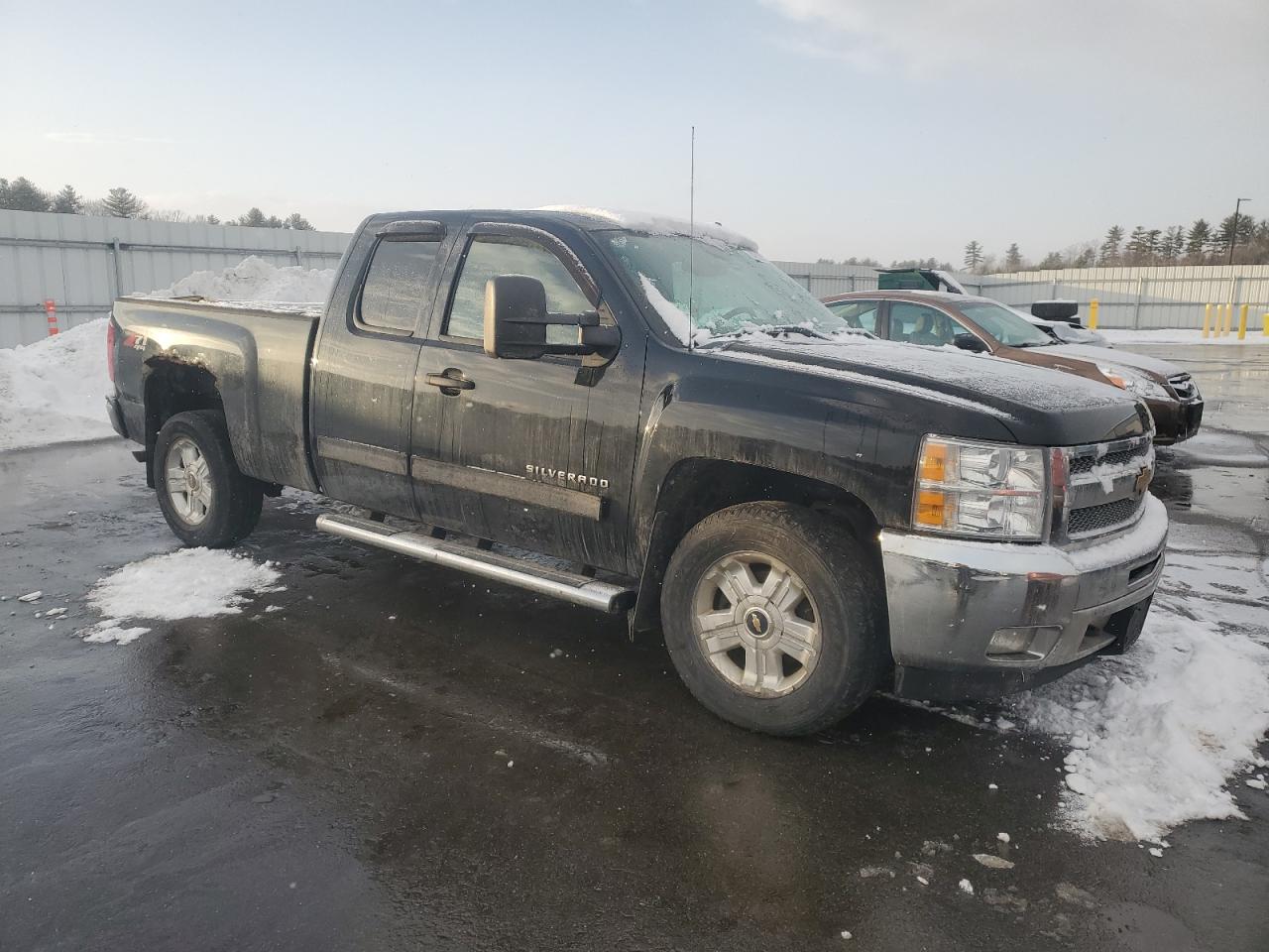 2012 Chevrolet Silverado - Image 4