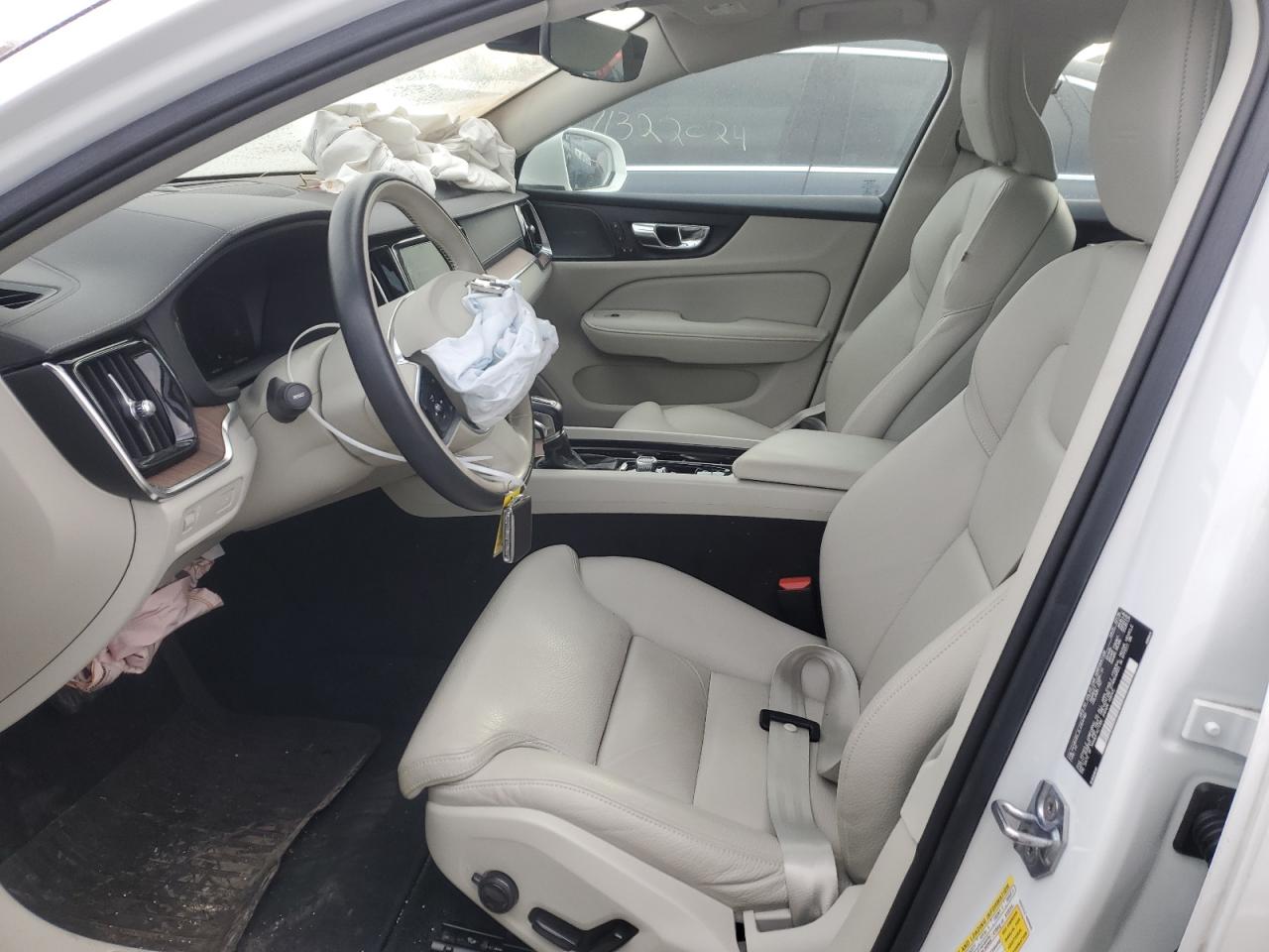 2020 Volvo V60 - Image 7