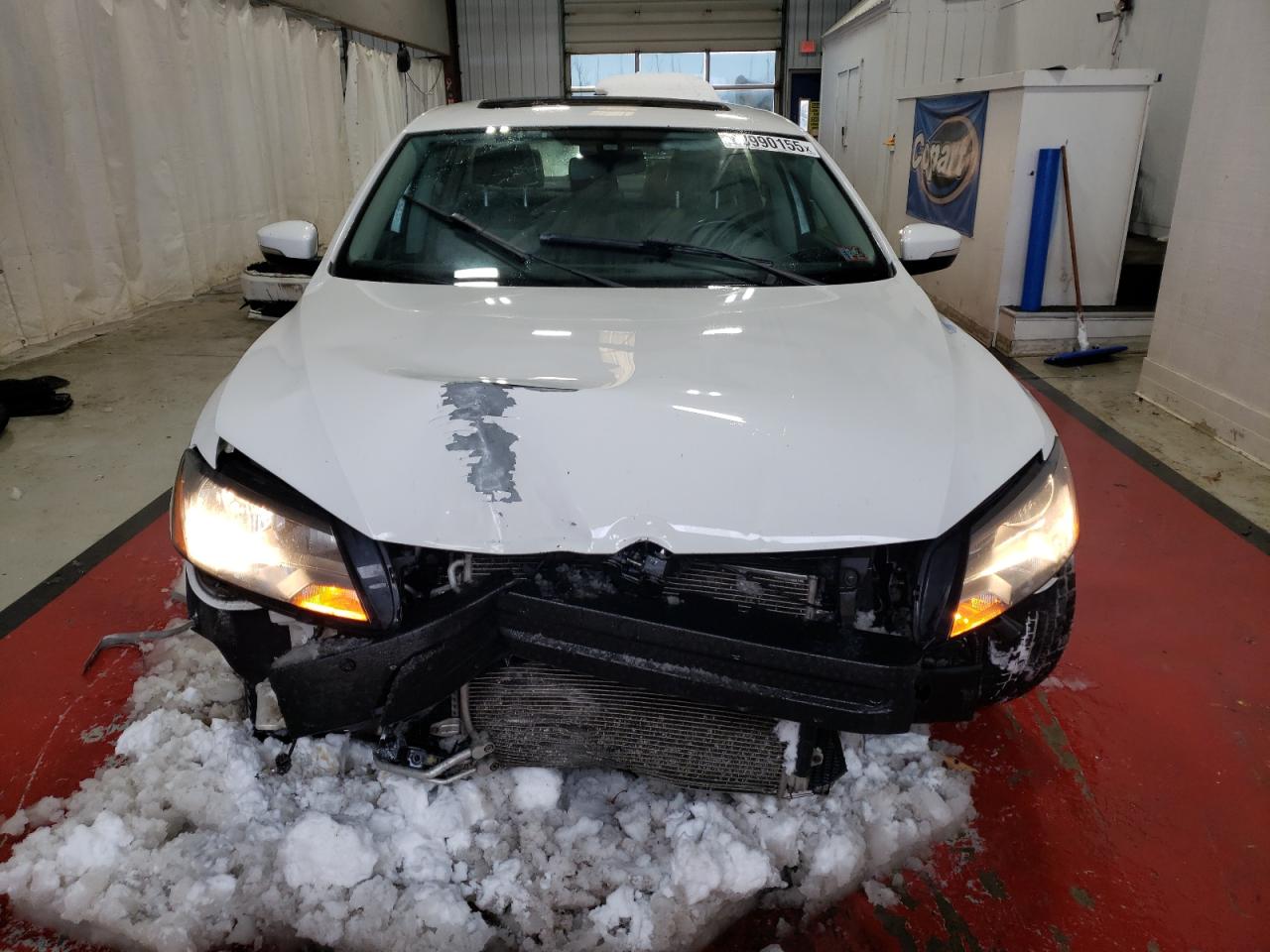 2015 Volkswagen Passat - Image 5