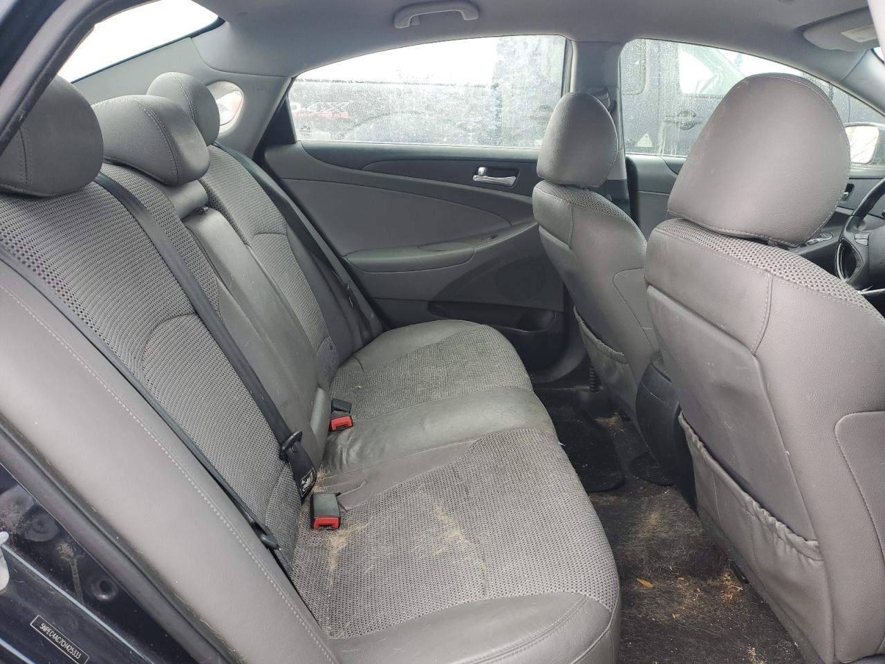 2012 Hyundai Sonata - Image 10