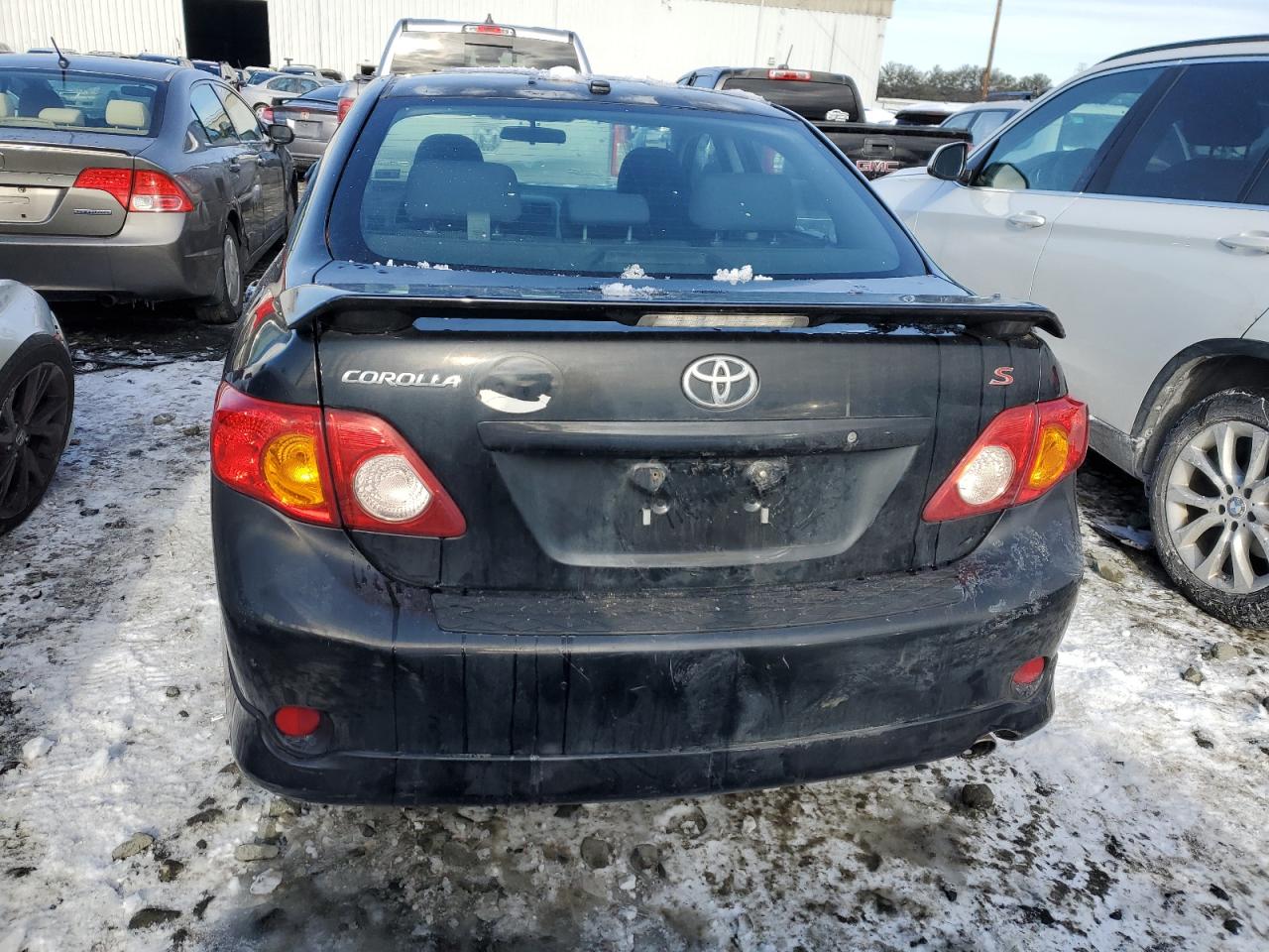 2010 Toyota Corolla - Image 6