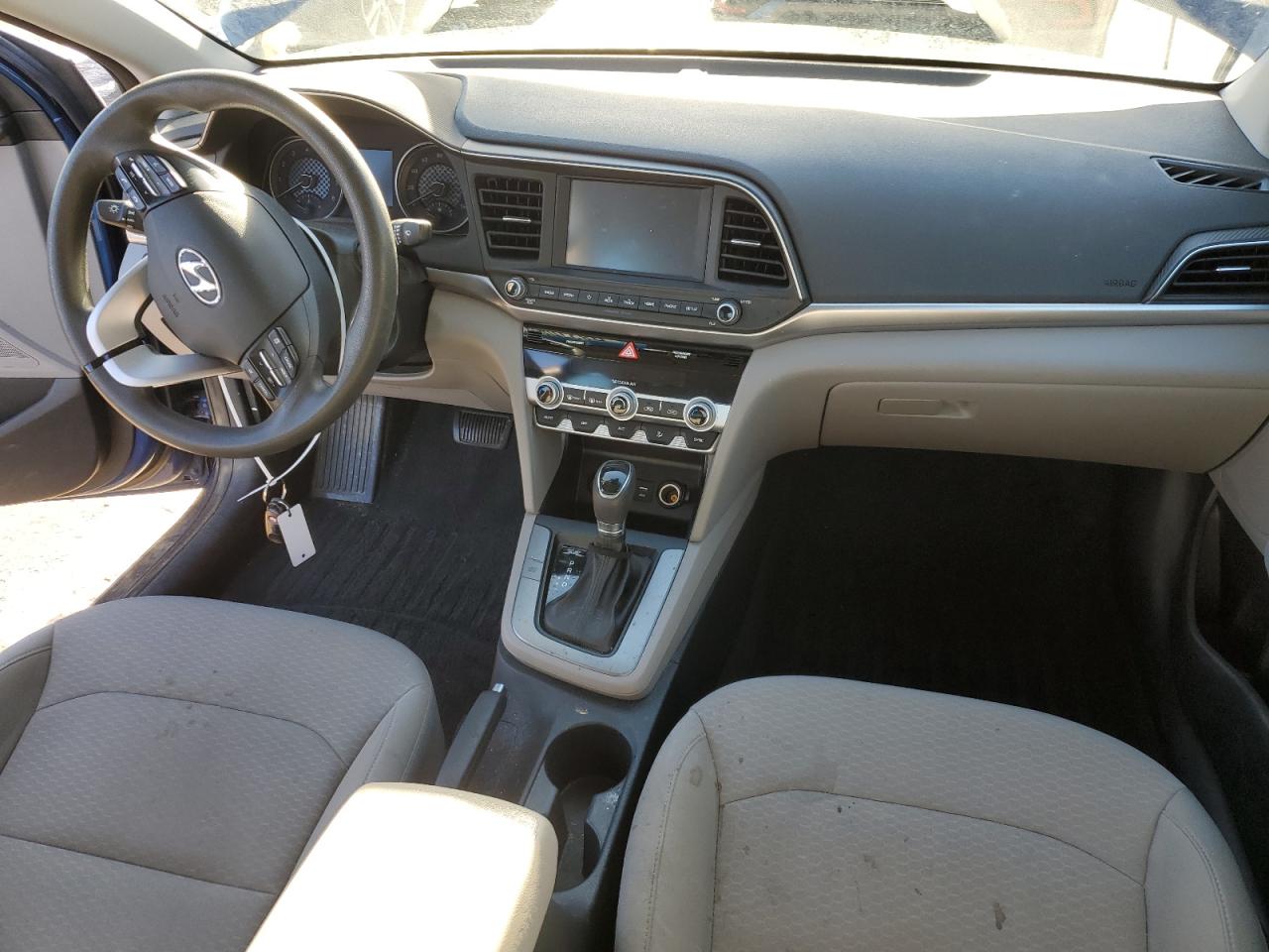 2020 Hyundai Elantra - Image 8