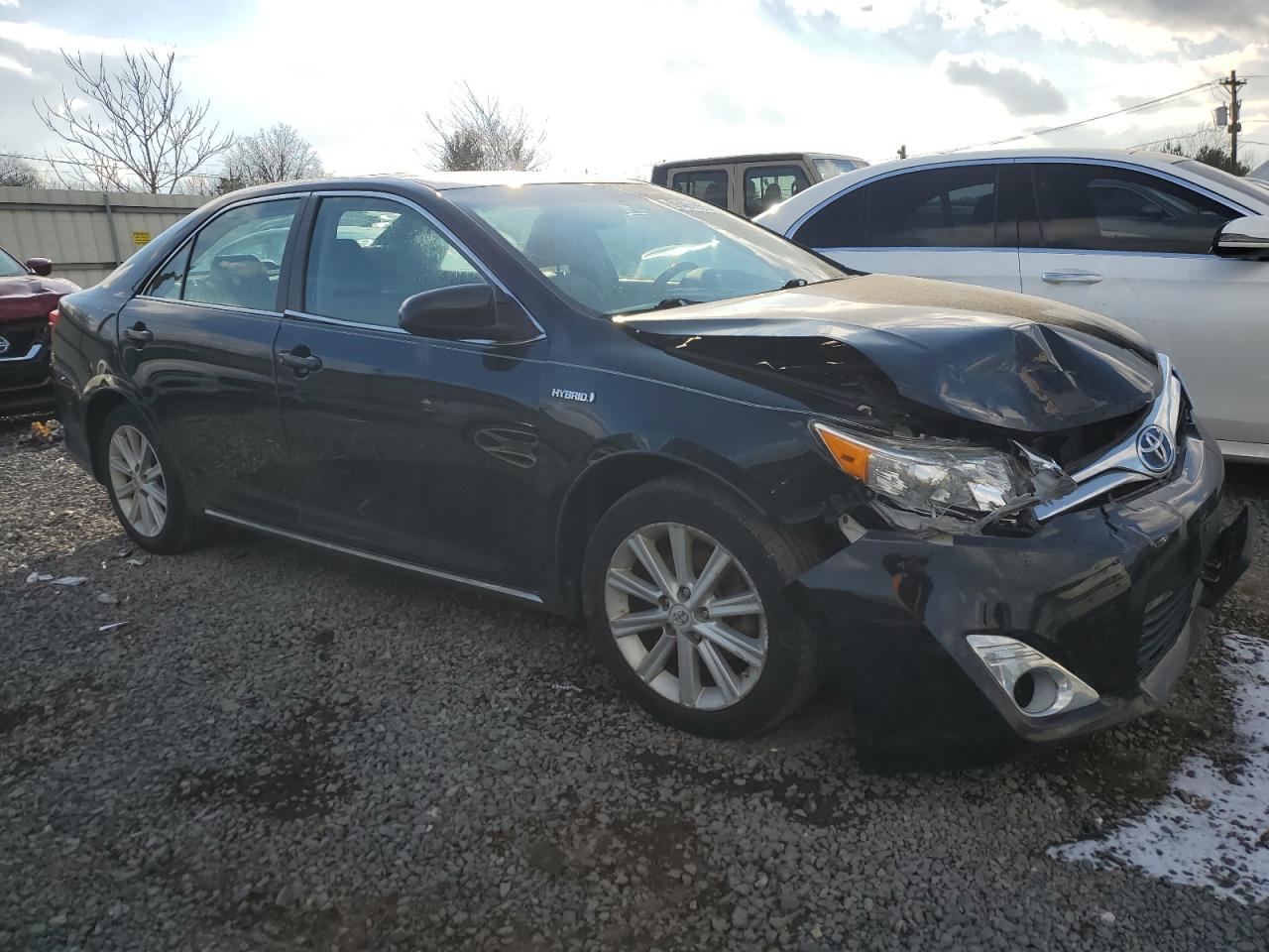 2012 Toyota Camry - Image 4