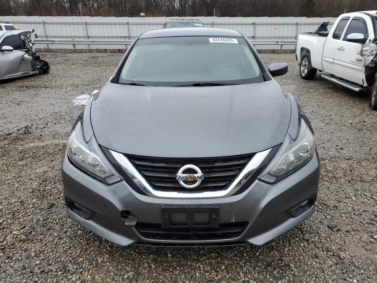 2018 Nissan Altima - Image 5