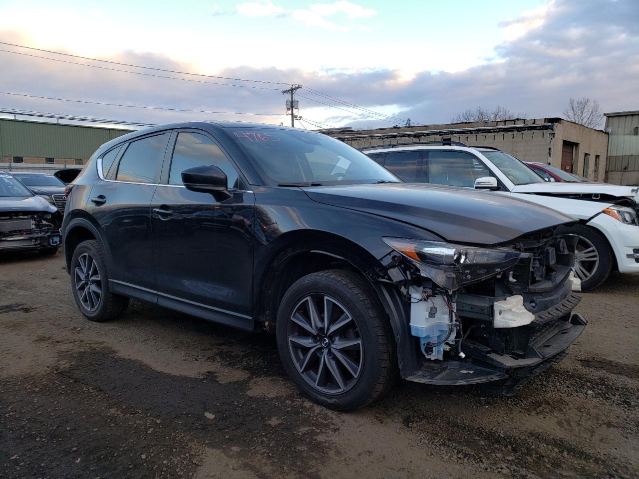 VIN JM3KFBCM3J0313280 2018 MAZDA CX-5 no.4