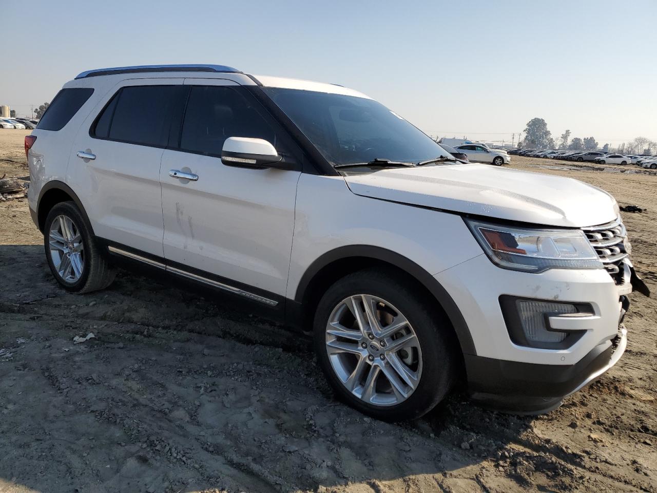 2017 Ford Explorer - Image 4