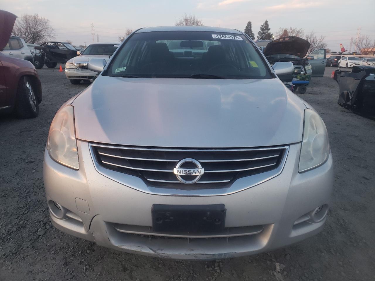 2010 Nissan Altima - Image 5