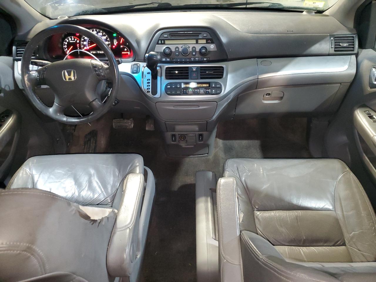 2010 Honda Odyssey - Image 8