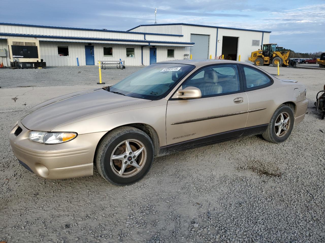 2002 Pontiac Grand Prix - Image 1
