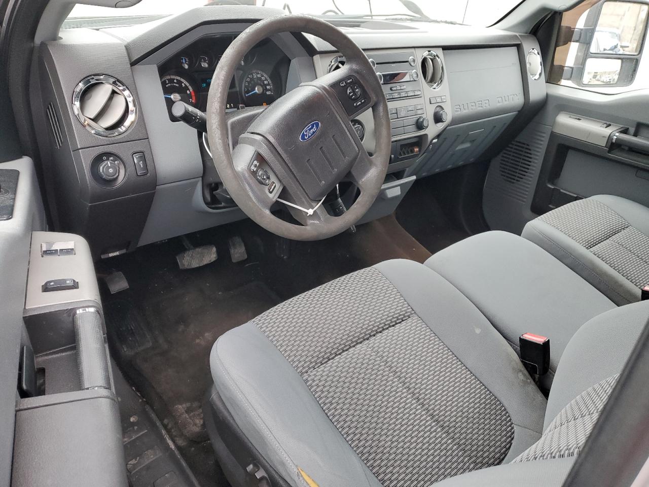 2013 Ford F250 - Image 8
