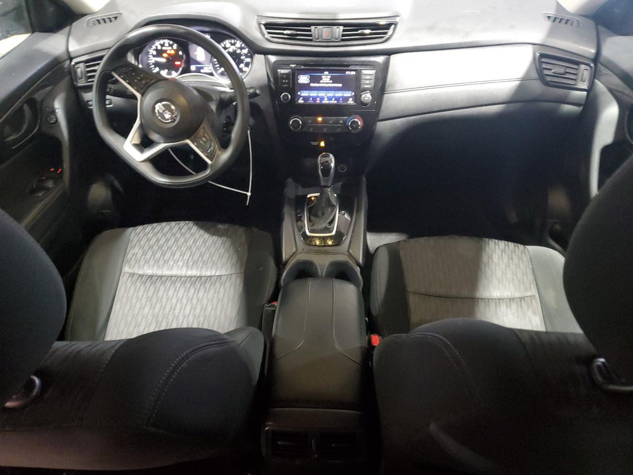2020 Nissan Rogue - Image 8