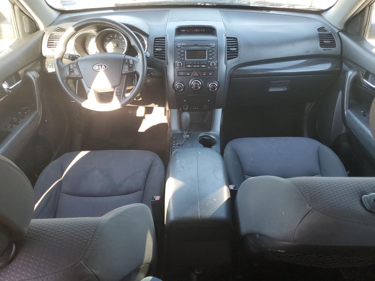 2011 Kia Sorento - Image 8