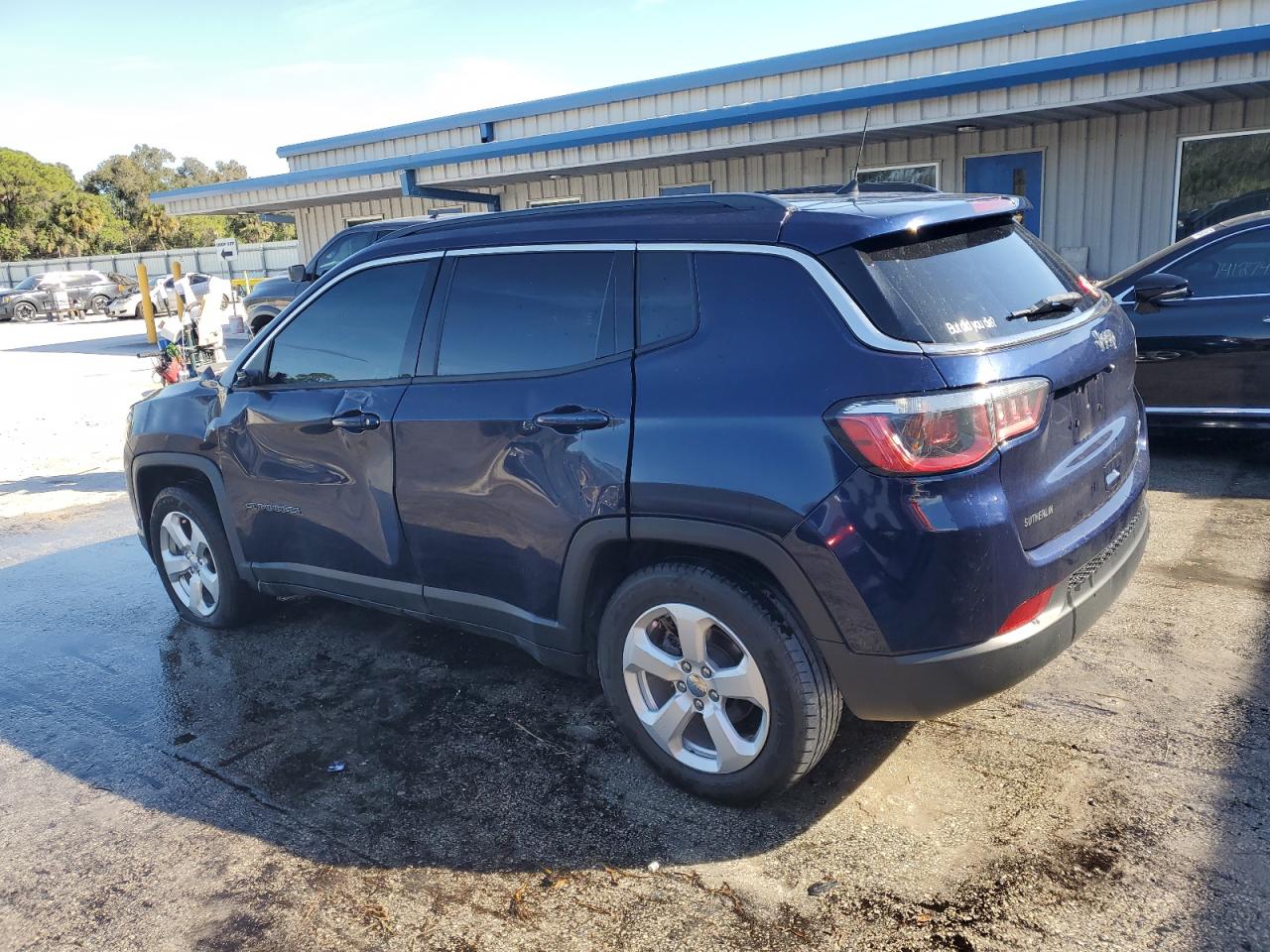 2018 Jeep Compass - Image 2