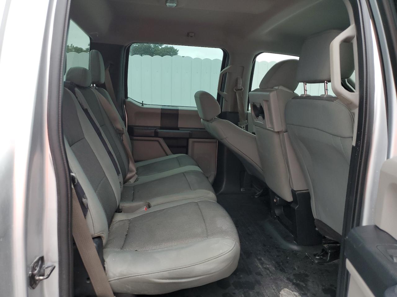 2017 Ford F-150 - Image 10